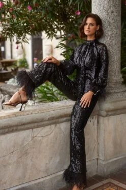 Jessalyn - Black -ALAMOUR DRESS SALE 101 8fb851b9 373f 4a8d 830a 20997b869f03