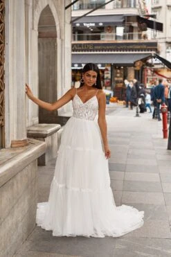 Harika Gown -ALAMOUR DRESS SALE 126 3a0af001 4811 4eb3 89f2 6f102f98bd0f