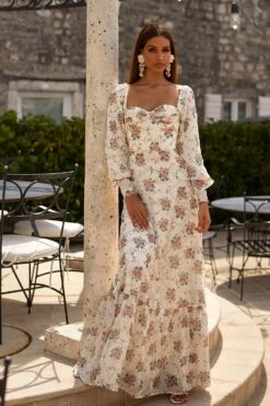 Artura Dress 15 Artura Dress -ALAMOUR DRESS SALE 131 8e10dd4e b8e6 4c5e beb6 d0c9f202f434