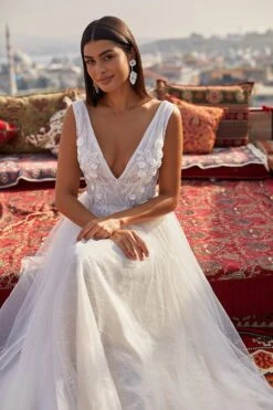 Aiyla Gown -ALAMOUR DRESS SALE 13 d88cb453 4b56 43c2 885b 67665b7a9e72