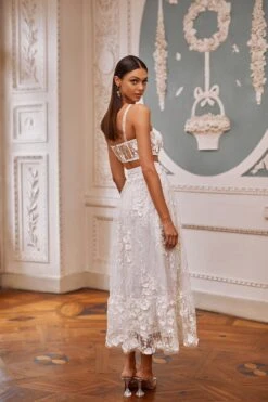 Aella - White -ALAMOUR DRESS SALE 15 16897a45 fae7 4bf4 b61f 47c36bb0e1df