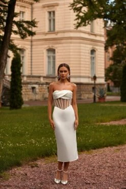 Yvonne Dress -ALAMOUR DRESS SALE 1 18c24c3a e19f 4dc2 bffd 1d1c755b2843