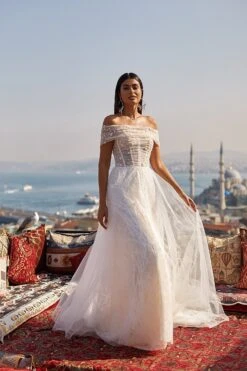 Sibeli Gown -ALAMOUR DRESS SALE 20 d107ab2a b05c 4fc0 ba3f bb787037100a