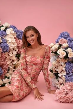 Shailee Long Sleeve Midi Dress 8 Shailee Long Sleeve Midi Dress -ALAMOUR DRESS SALE 223 fc0eb418 15ff 4fb9 971e 17b75756ff35