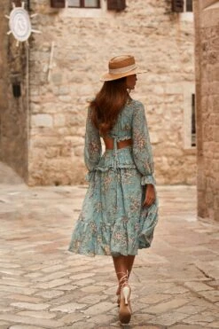 Adryana Dress -ALAMOUR DRESS SALE 22 f160aa91 0776 471d 9af3 8b79dd5da944