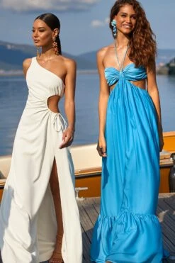 Rialda Dress 12 Rialda Dress -ALAMOUR DRESS SALE 30 a53b416b 8392 4a88 8638 989fefbe836b