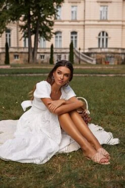 Lara Dress -ALAMOUR DRESS SALE 36 a6379d61 ed3b 4a94 acfb 65ada91fbd86