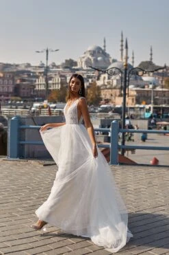 Ece Gown -ALAMOUR DRESS SALE 37 028d76a7 0040 46b9 a3f2 2e5a01e55af4