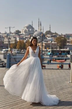 Ece Gown -ALAMOUR DRESS SALE 38 71d08c48 e1fb 4781 b3a2 8f347aaa5dee