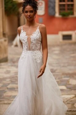 Lidia Gown -ALAMOUR DRESS SALE 38 e4eab01e 7130 409c 82fa 0841579c4217