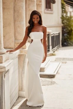 Arwen - White 9 Arwen - White -ALAMOUR DRESS SALE 40 912f6001 3fec 4ad5 a46b 94085cbad1f9