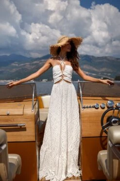 Zarina Dress -ALAMOUR DRESS SALE 80 188ddc99 686c 4fd8 865d f2a6aa3ca03d