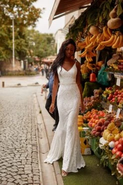 Sabrina - White 6 Sabrina - White -ALAMOUR DRESS SALE 81 7ee1d1cd 9597 4435 a68c 49b783f8a5d8