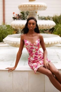 Caryn Dress -ALAMOUR DRESS SALE 81 d2b41f7b c13e 49fc b066 ef96838495dd