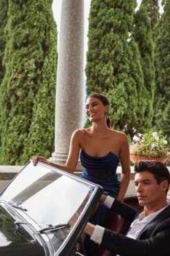 Ingrid - Navy -ALAMOUR DRESS SALE 83 d1bd3f49 e8d3 45ad 8430 015214007404