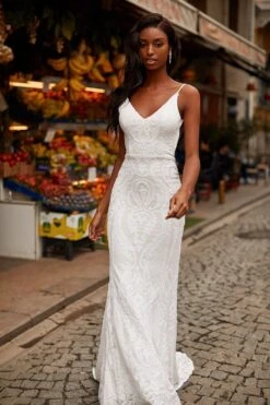 Sabrina - White 7 Sabrina - White -ALAMOUR DRESS SALE 83 db551e81 1c83 450d acae 768cf9c89db4