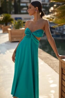 Karmira Dress 8 Karmira Dress -ALAMOUR DRESS SALE 8 e5af78e4 f277 4197 a3d1 a4f959e4aeef