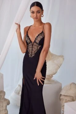 Greta - Black -ALAMOUR DRESS SALE 8 ee705ece c70DFH2 4056 8d3c 664b94257b23 1600x ffda9cc5 faff 4735 a7c5 392659f72931